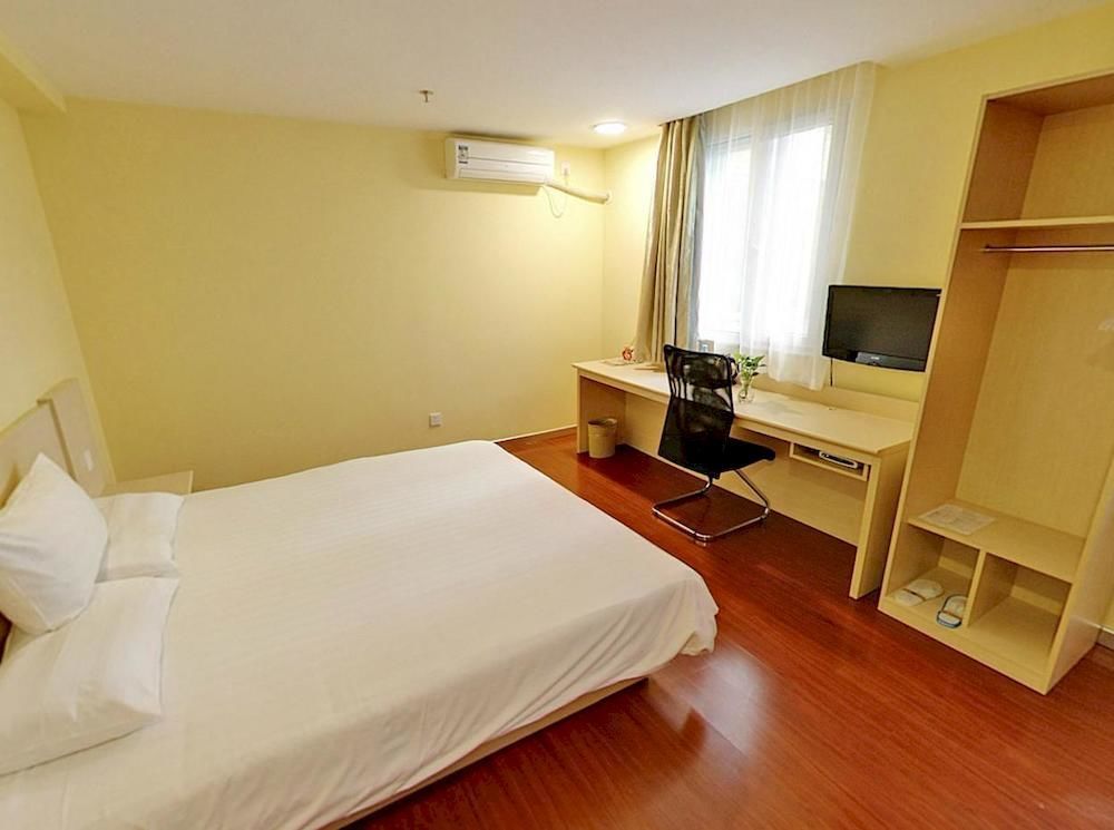 Hanting Hotel Shenzhen Nanshan Metro Station Exterior photo